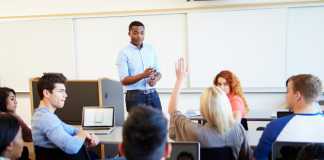 Zij-instromer onderwijs: zo werkt het